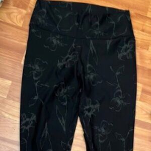 Fabletics High Waisted Black Floral Print Leggings